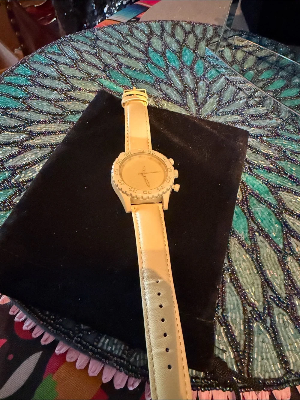 Pretty Pale Yellow Watch